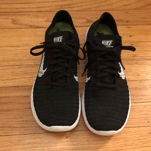 Nike Free RN Flynit